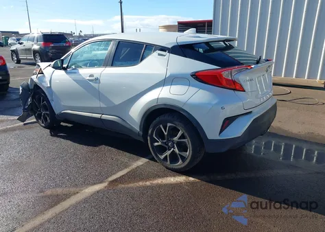 2018 Toyota C-Hr Xle/Xle Premium z USA, uszkodzony, nr VIN NMTKHMBX8JR005334
